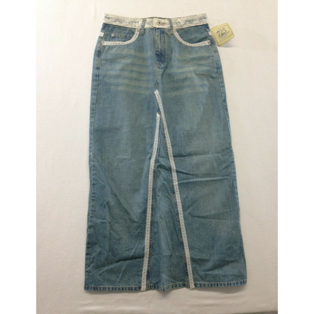 725 Originals   Women's Size 7 Junior Plus Joelle Lace Trimmed Blue Jean Skirt